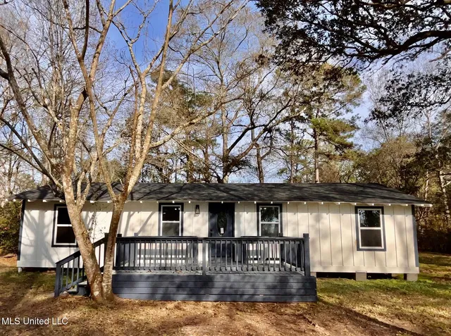 $168,888 | 10032 Johns Bayou Road, Vancleave, MS 39565