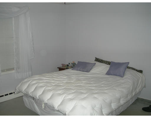 24 Stoneleigh Road Worcester, MA 01606 - Photo 7 of 14 Gallery Image 7