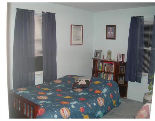 24 Stoneleigh Road Worcester, MA 01606 - Photo 8 of 14 Gallery Image 8