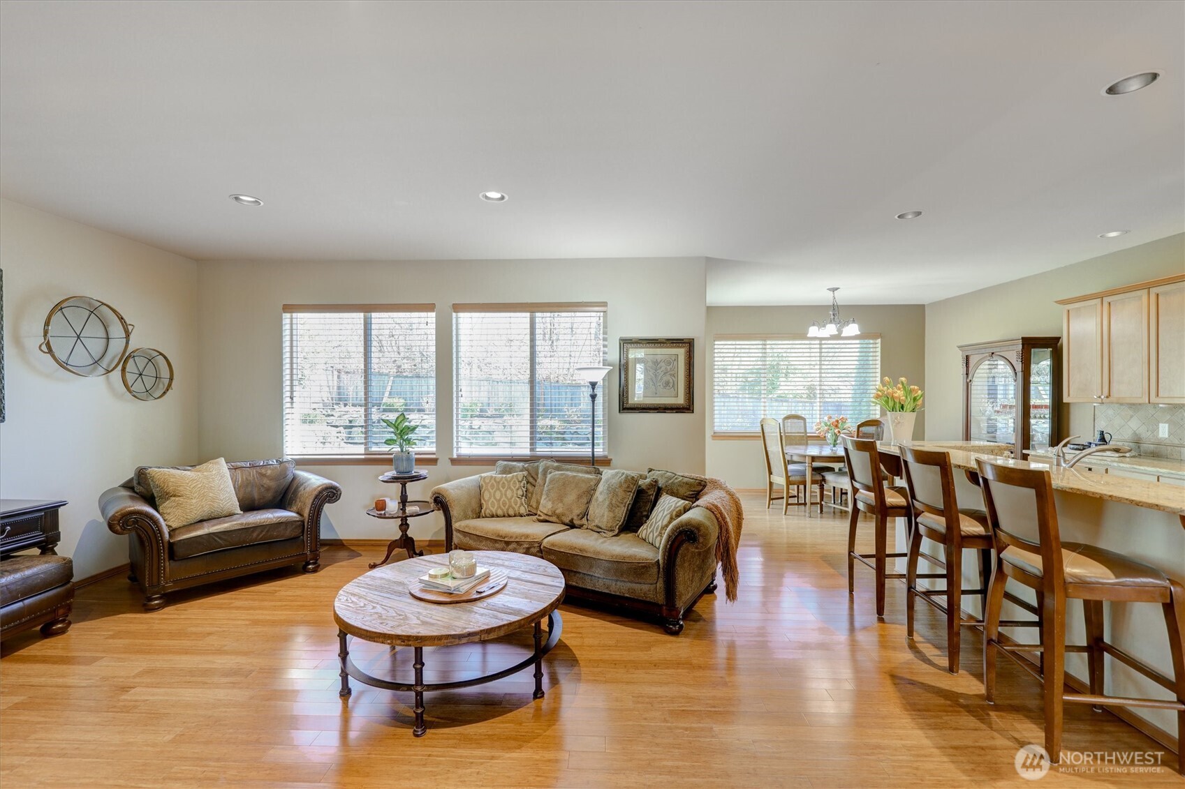 252 Quincy Avenue Northeast Renton, WA 98059 - Photo 13 of 40