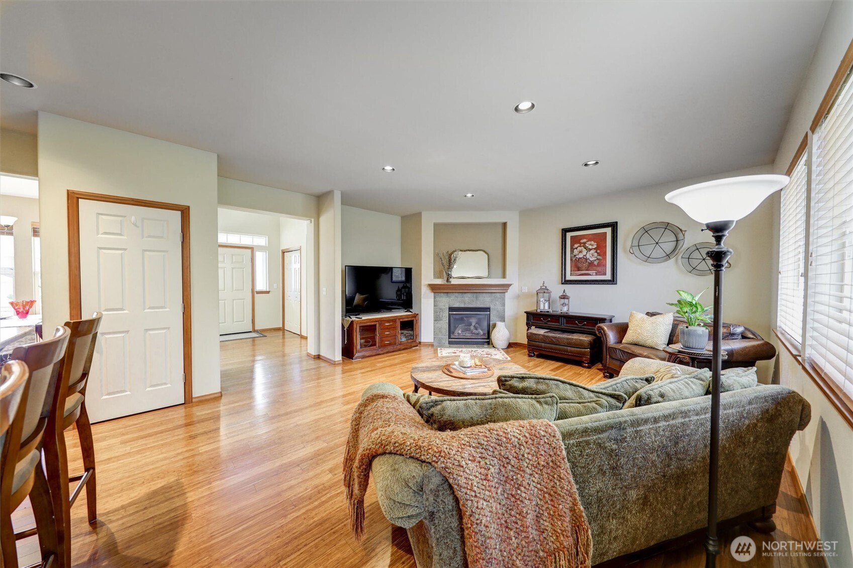 252 Quincy Avenue Northeast Renton, WA 98059 - Photo 16 of 40