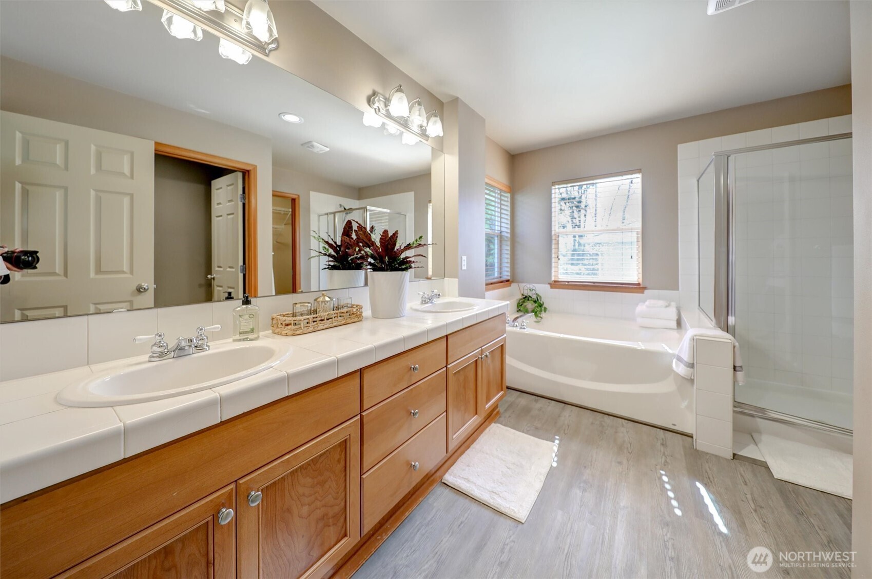 252 Quincy Avenue Northeast Renton, WA 98059 - Photo 29 of 40