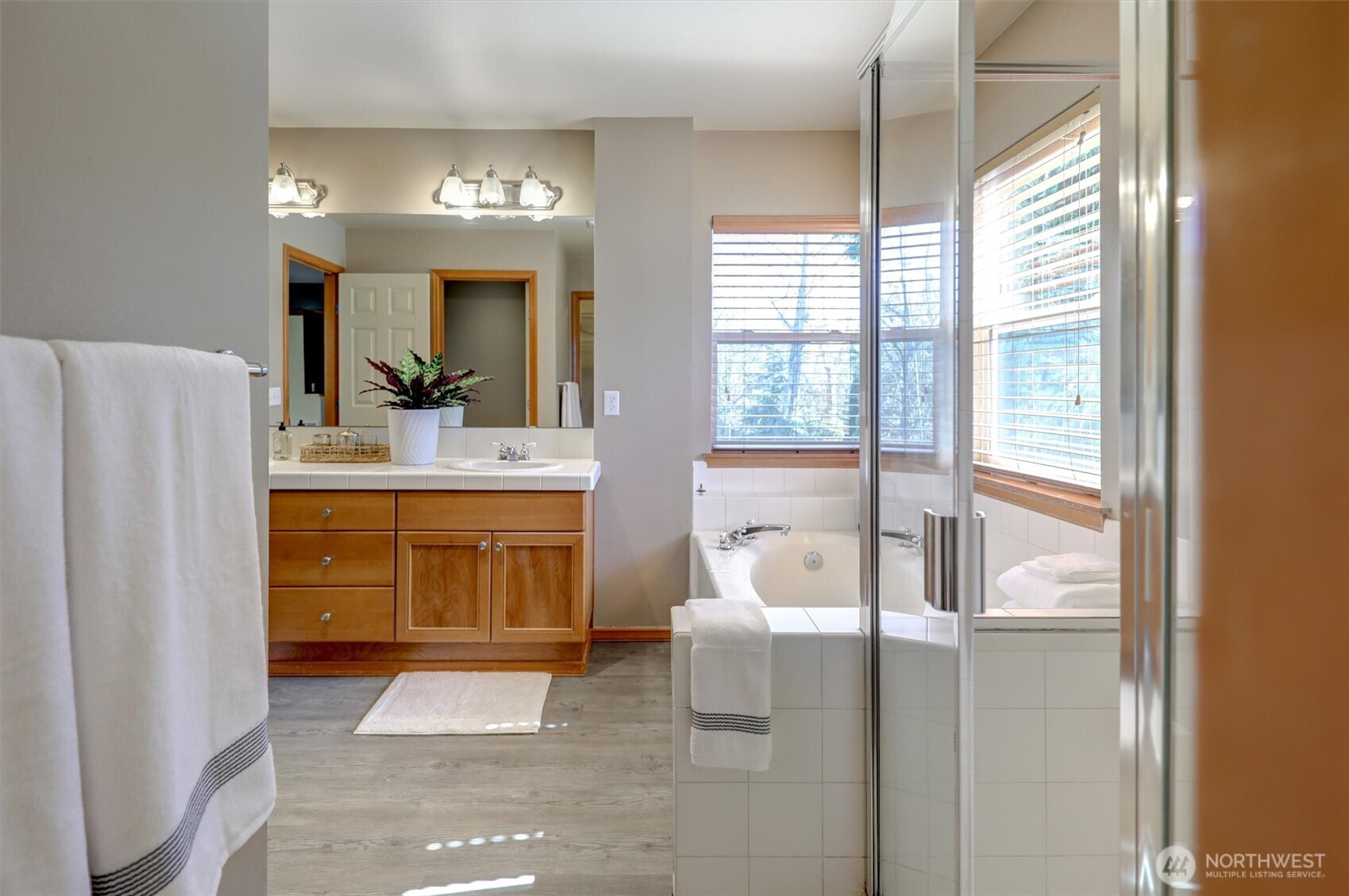 252 Quincy Avenue Northeast Renton, WA 98059 - Photo 32 of 40