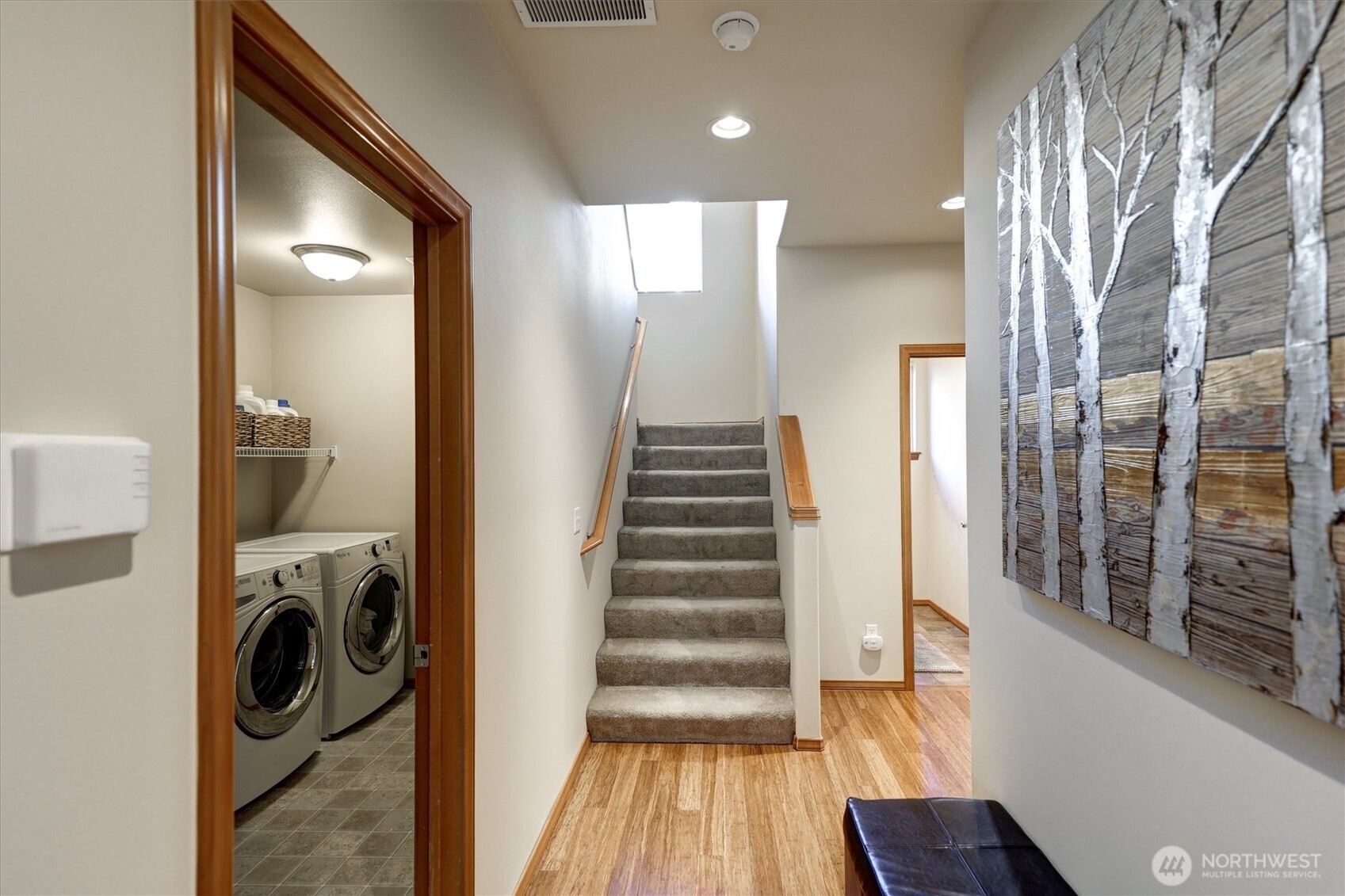 252 Quincy Avenue Northeast Renton, WA 98059 - Photo 8 of 40