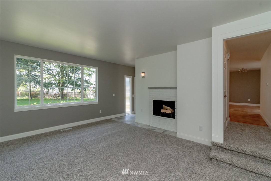 17818 109th Avenue Southeast Renton, WA 98055 - Photo 12 of 21