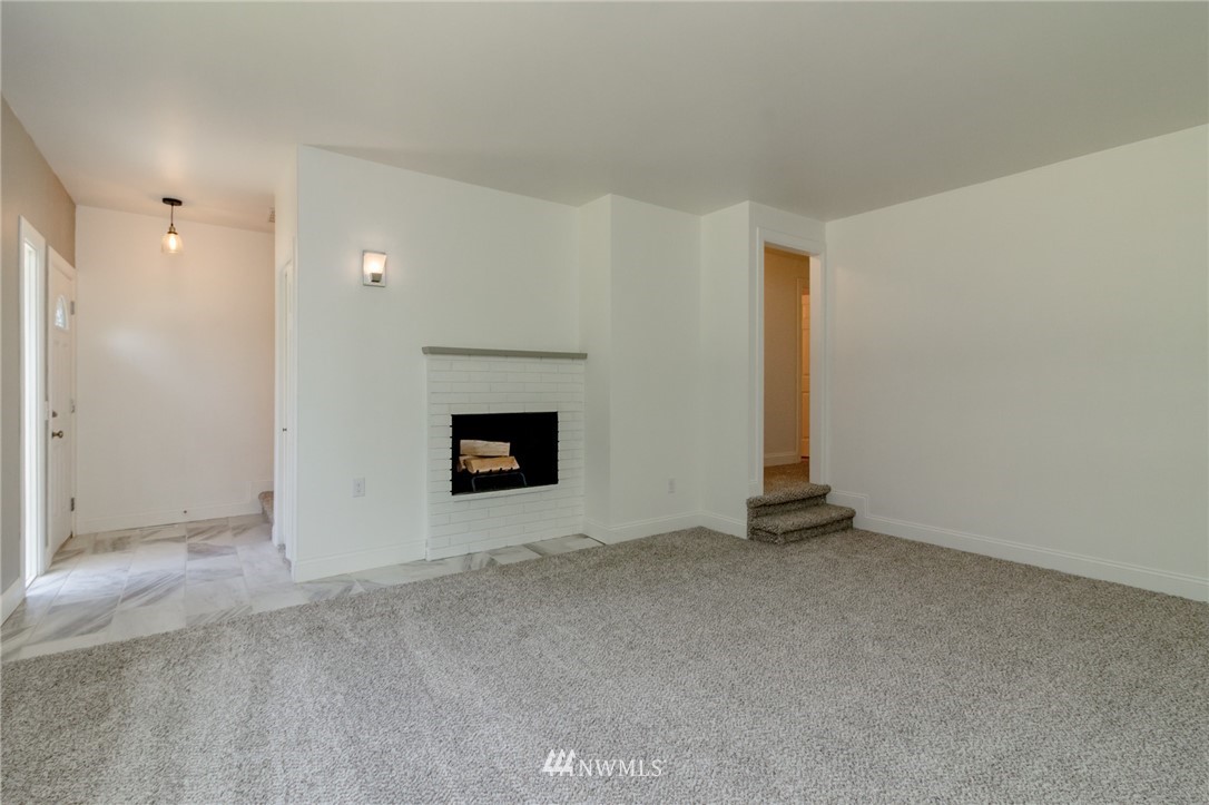 17818 109th Avenue Southeast Renton, WA 98055 - Photo 10 of 21