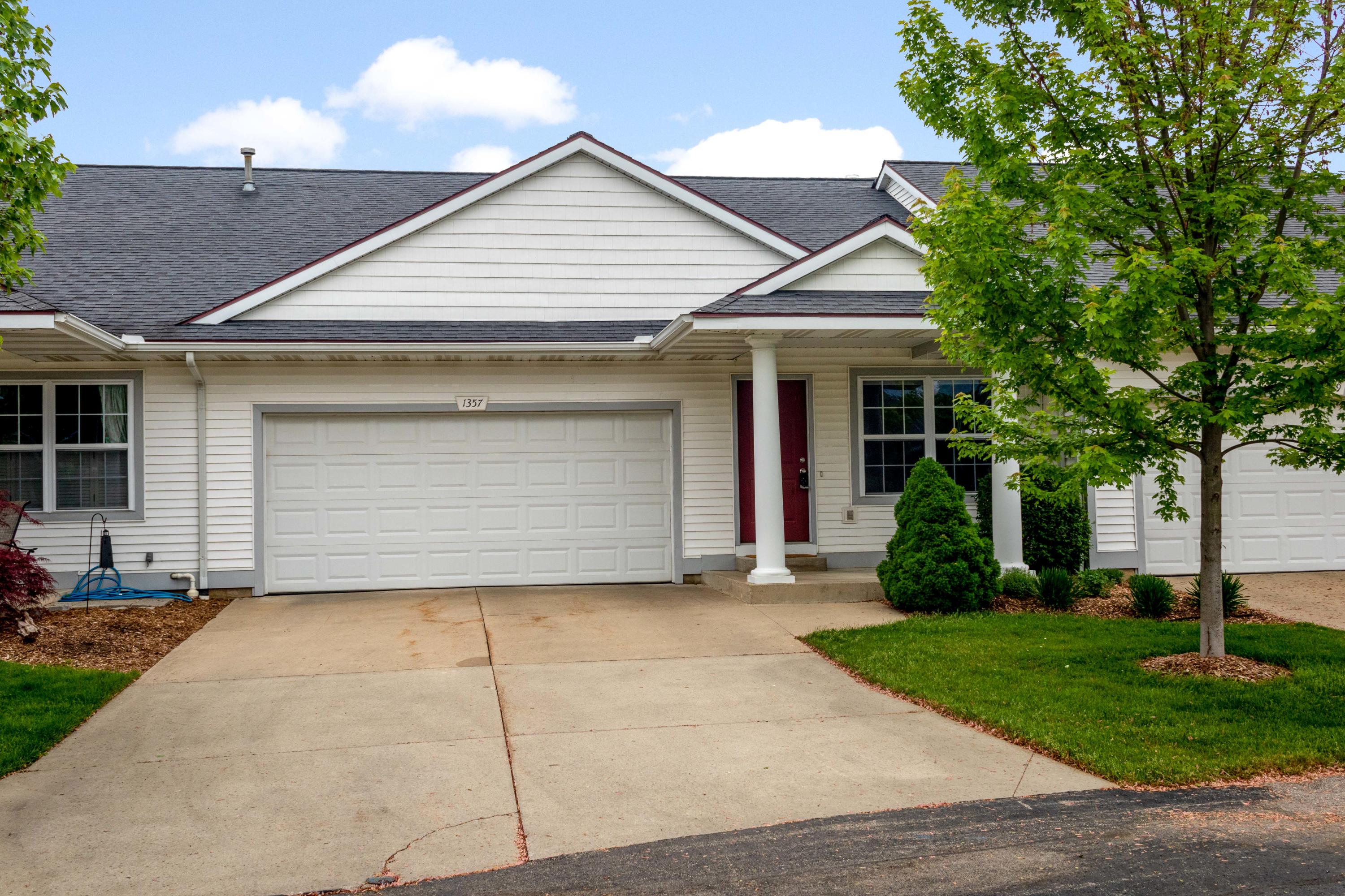 1357 East Point Ridge, Unit 11 Holland, MI 49423 - Photo 1 of 34 1357 E Pointe Ridge-13