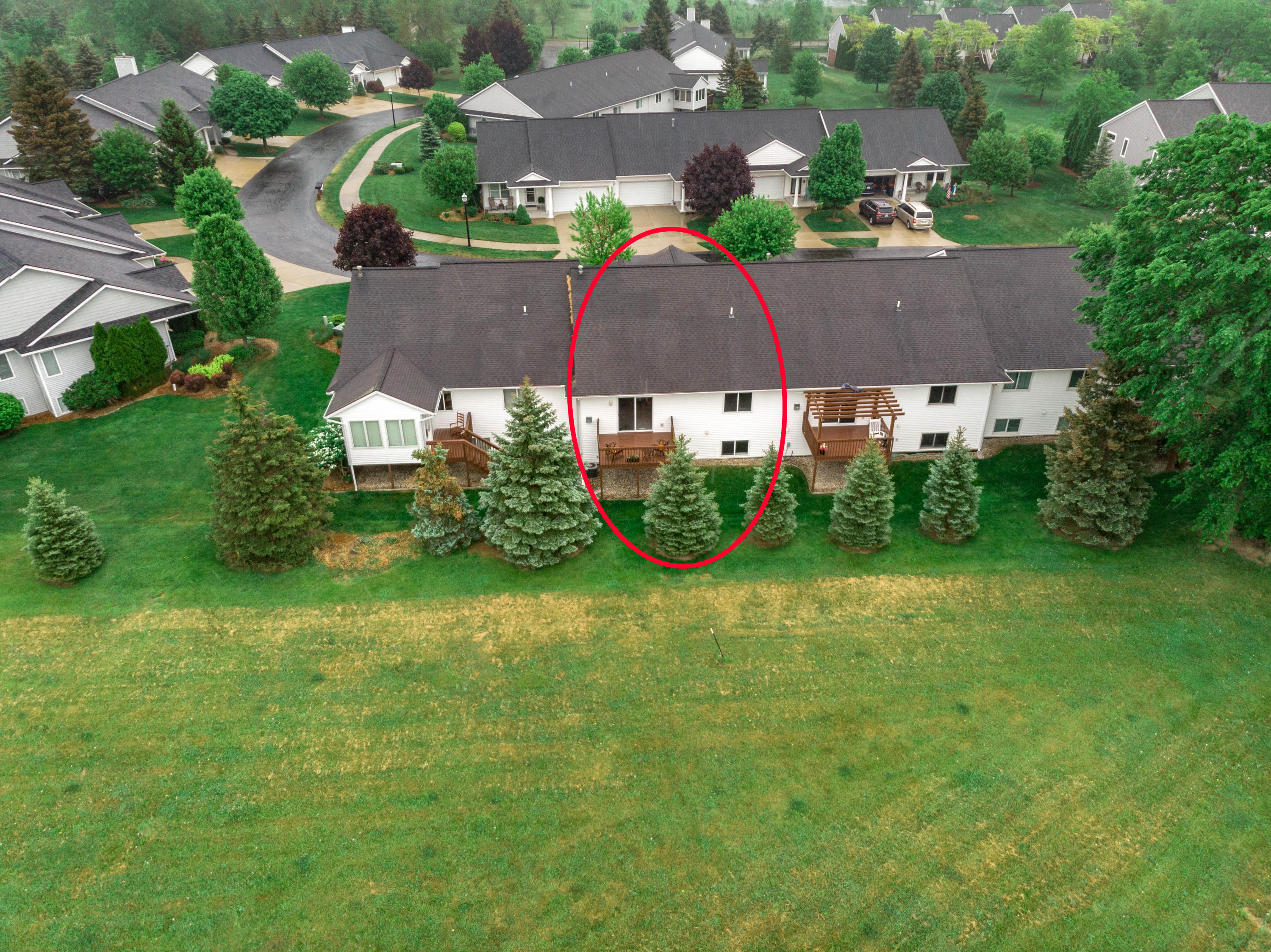 1357 East Point Ridge, Unit 11 Holland, MI 49423 - Photo 27 of 34 1357 E Pointe Ridge-44