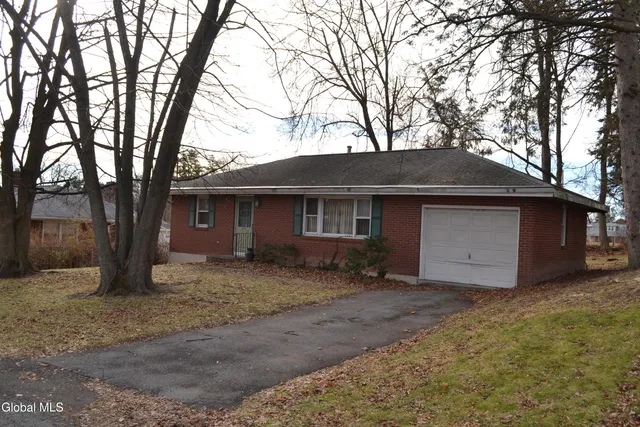 $174,900 | 984 State Street, Albany, NY 12203