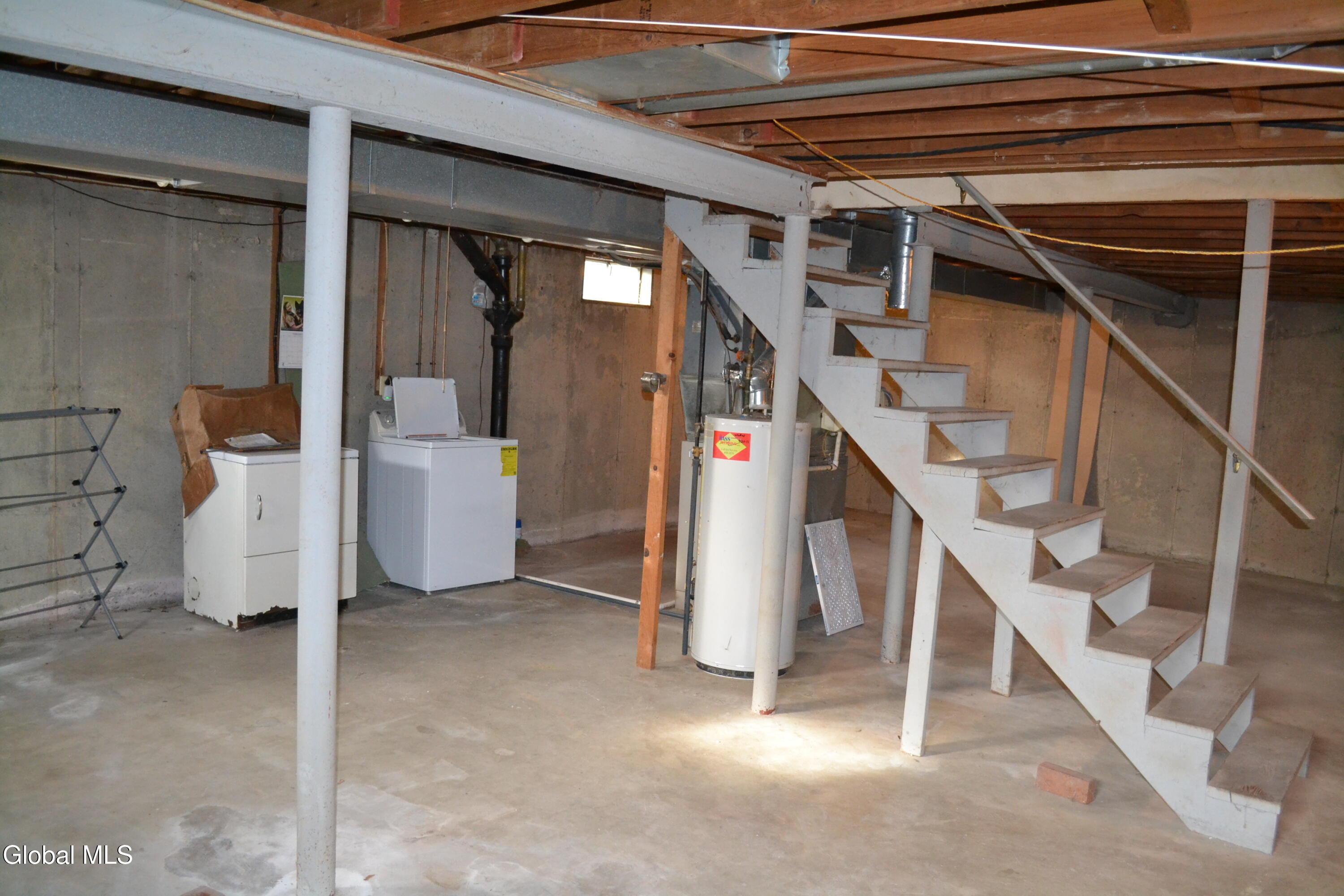 984 State Street Albany, NY 12203 - Photo 12 of 17 DSC_2330