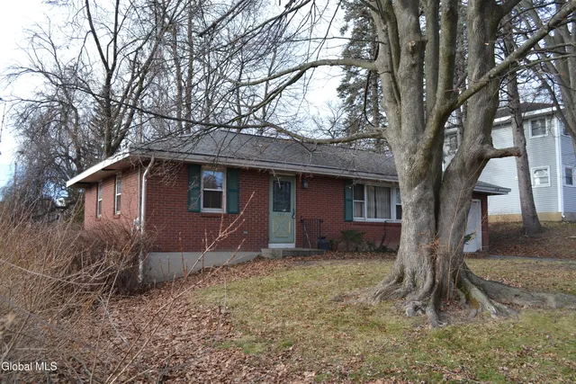 $174,900 | 984 State Street, Albany, NY 12203