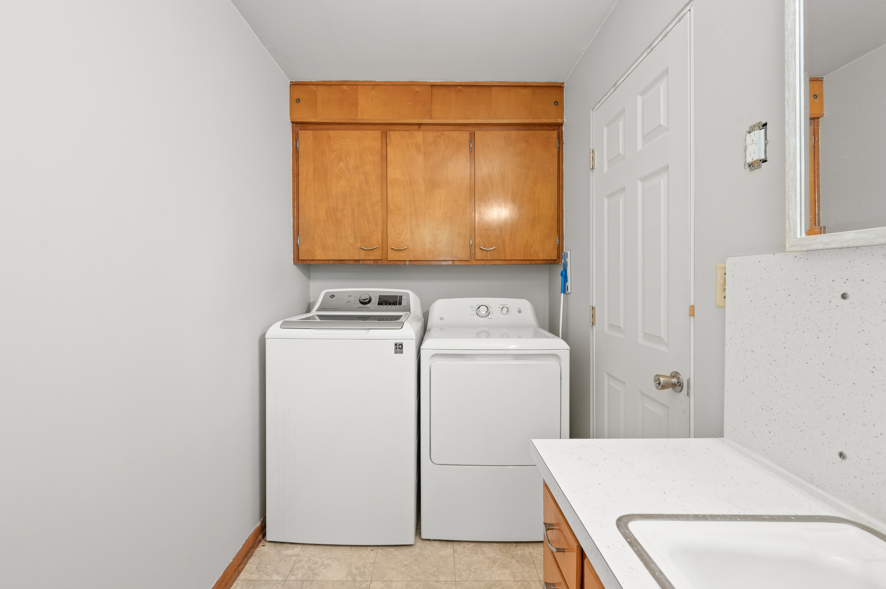 2670 19th Street Columbus, IN 47201 - Photo 32 of 46