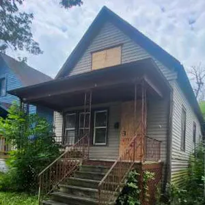 $79,999 | 10616 South Lafayette Avenue, Chicago, IL 60628