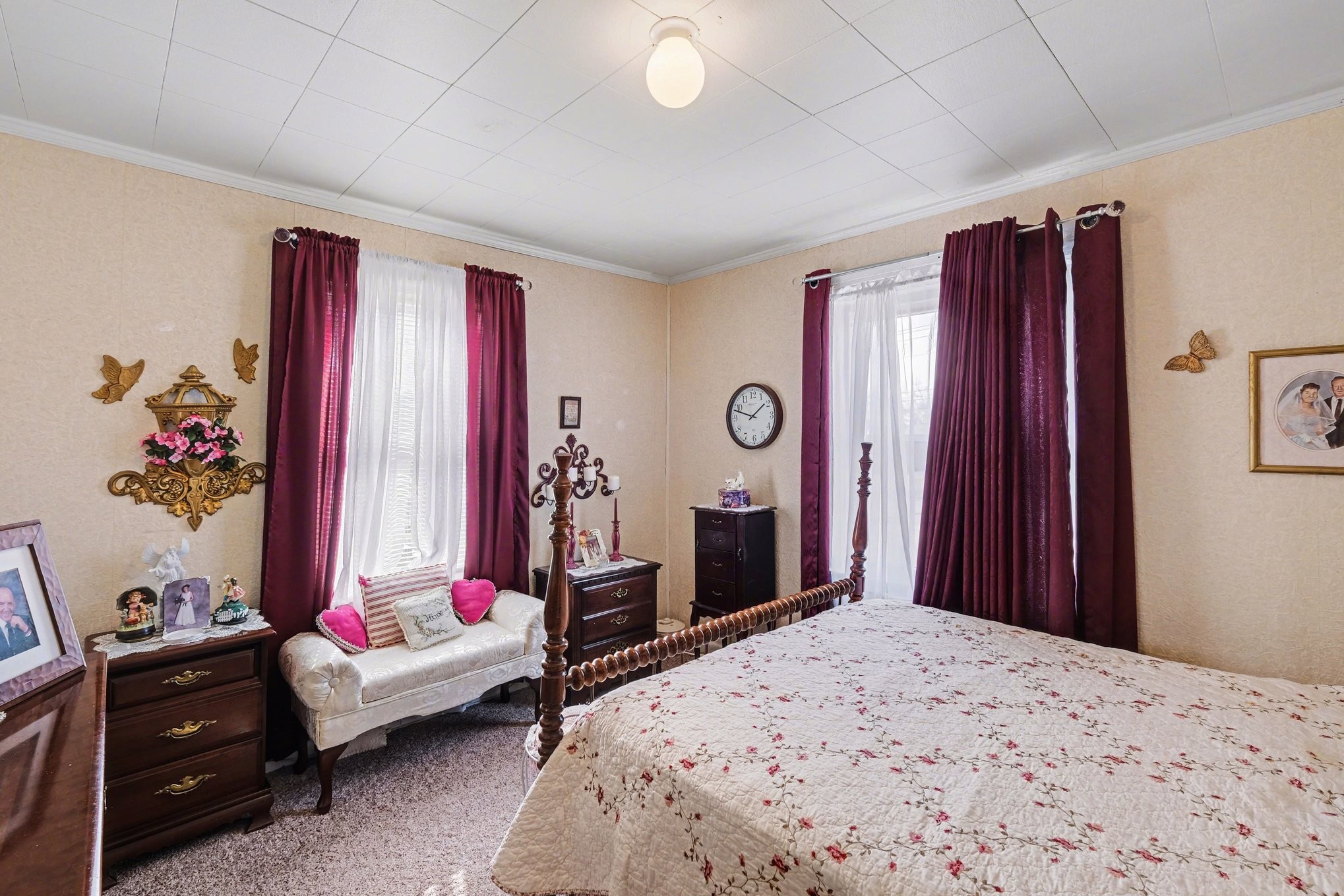 1801 Scribner Avenue Columbia, TN 38401 - Photo 18 of 30 a bedroom with a bed and a closet