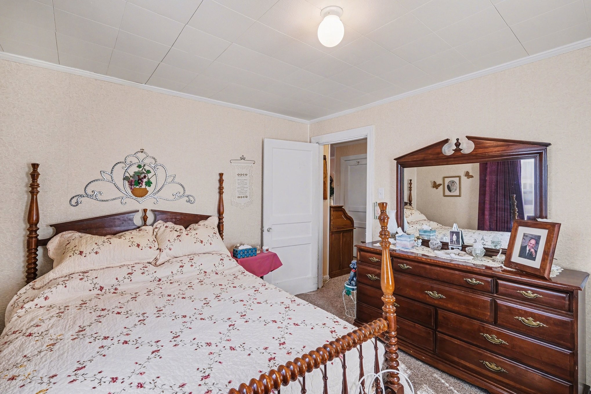 1801 Scribner Avenue Columbia, TN 38401 - Photo 19 of 30 a bedroom with a bed and a dresser in it