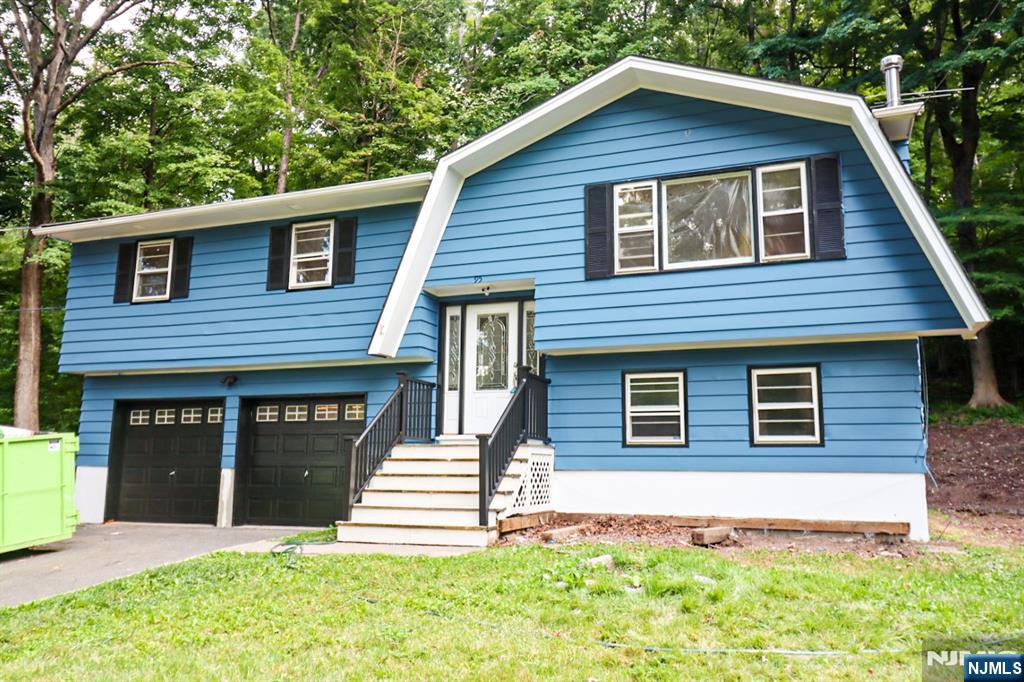 95 Longwood Lake Road Oak Ridge, NJ 07438 - Photo 3 of 20 Gallery Image 3