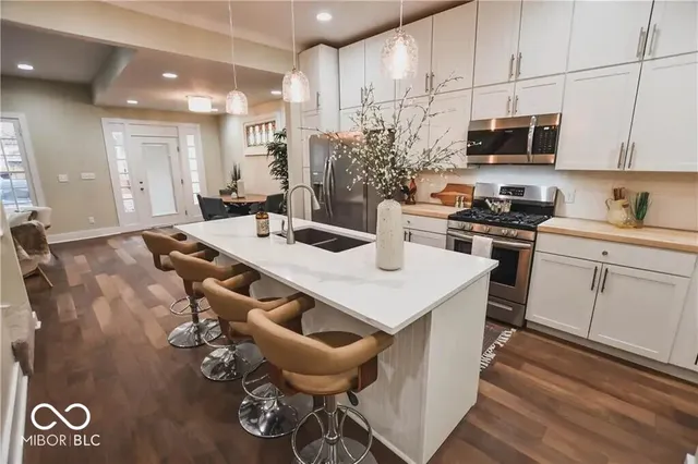 $300,000 | 1334 Union Street, Indianapolis, IN 46225