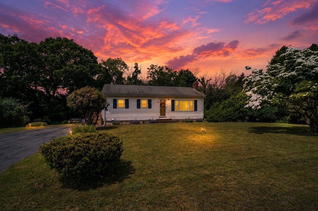 9 Mowry Street Raynham, MA 02767 - Photo 1 of 37