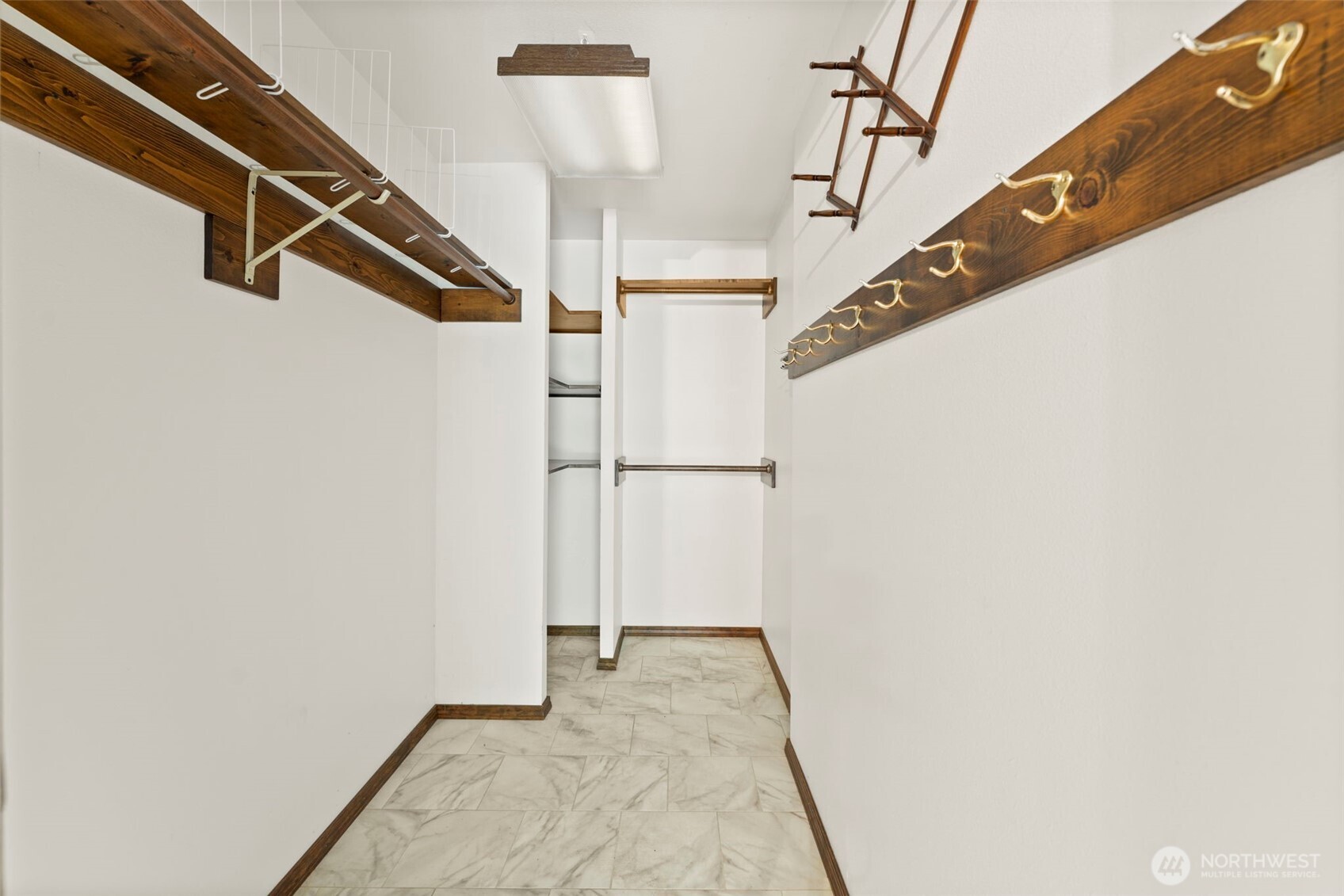 10500 Wicks Lake Road Southwest Port Orchard, WA 98367 - Photo 14 of 36 Gallery Image 14