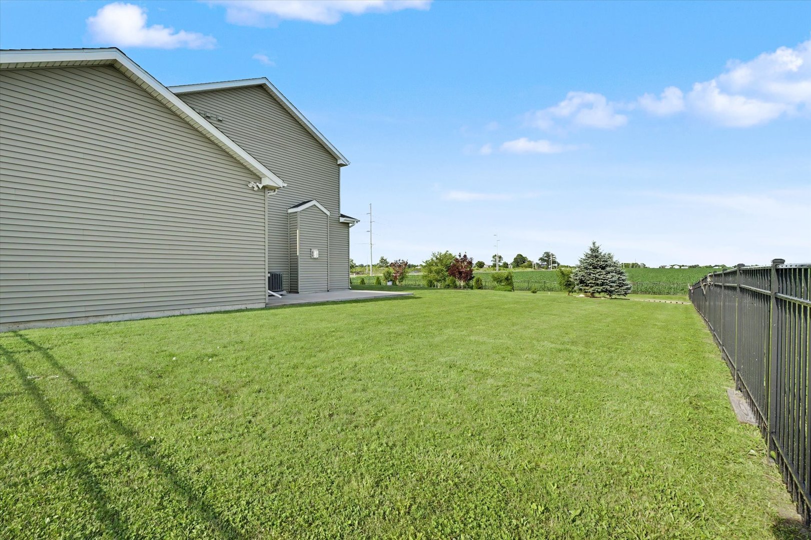 3606 Freedom Boulevard Champaign, IL 61822 - Photo 43 of 45