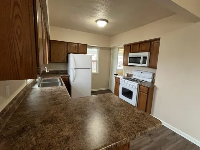 $169,900 | 508 Grand Avenue, Loves Park, IL 61111