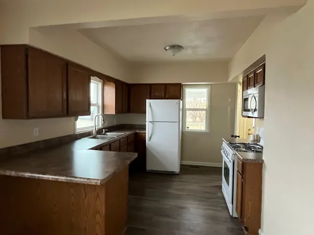 $169,900 | 508 Grand Avenue, Loves Park, IL 61111