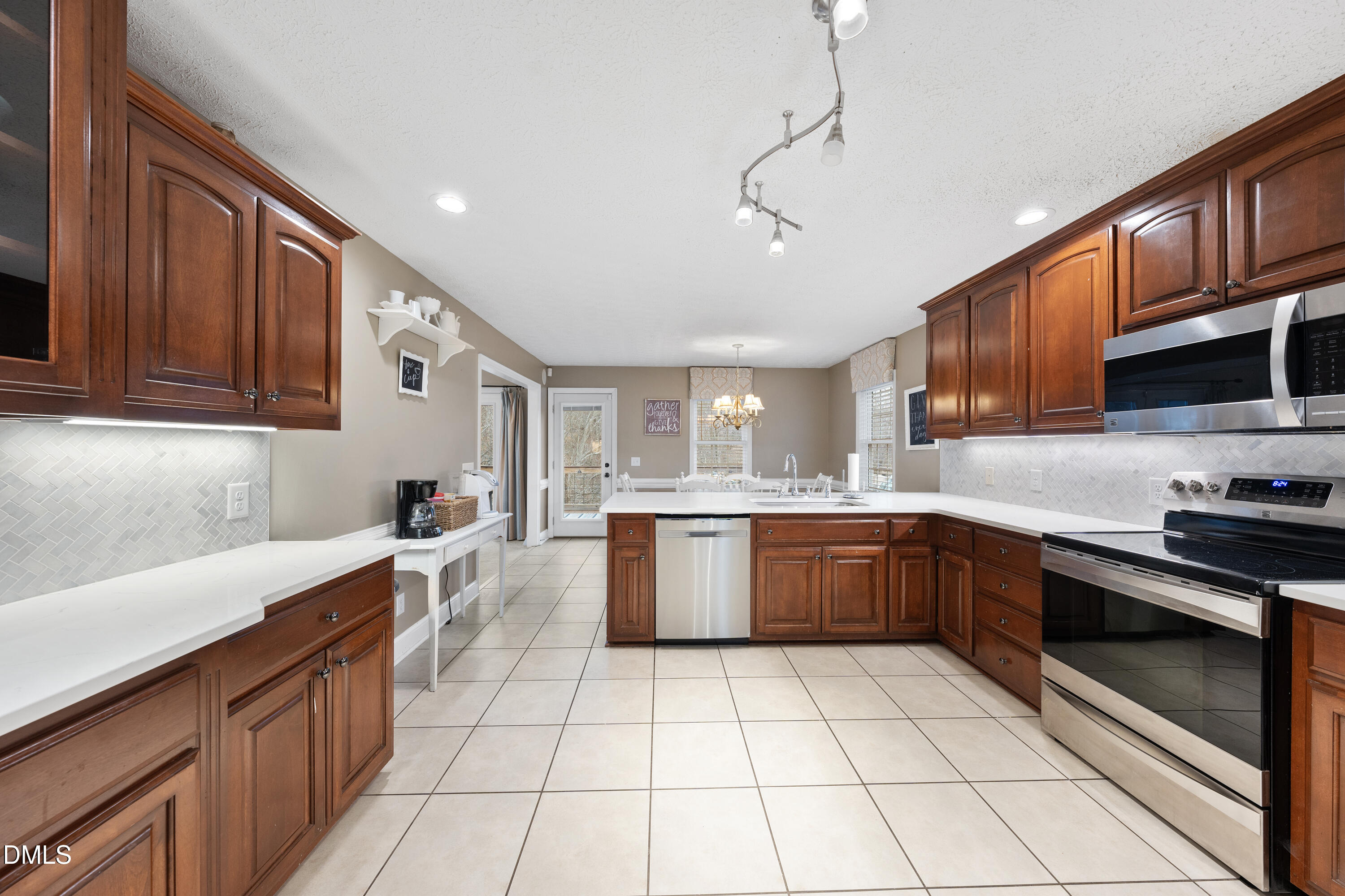 1121 Osmond Road Leasburg, NC 27291 - Photo 10 of 39 DSC06011