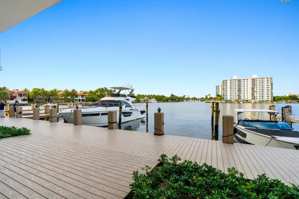 $1,299,000 | 400 Seasage Drive, Unit 1101, Delray Beach, FL 33483