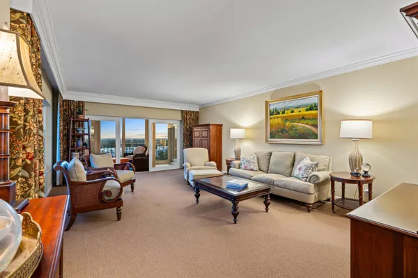 $1,299,000 | 400 Seasage Drive, Unit 1101, Delray Beach, FL 33483