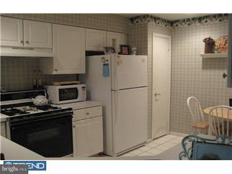 1306 Wharton Road Mount Laurel, NJ 08054 - Photo 6 of 10 Kitchen