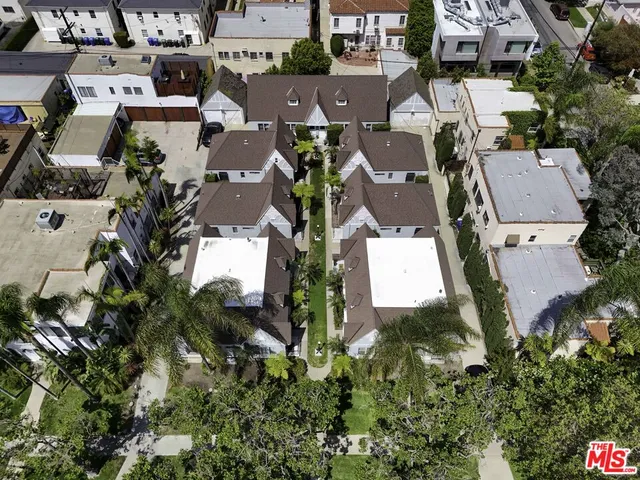 $4,725,000 | 537 North Orange Drive, Los Angeles, CA 90036