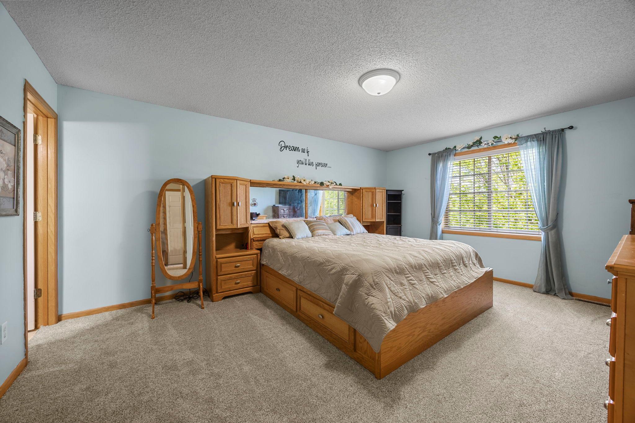 18828 Inca Avenue Lakeville, MN 55044 - Photo 8 of 24