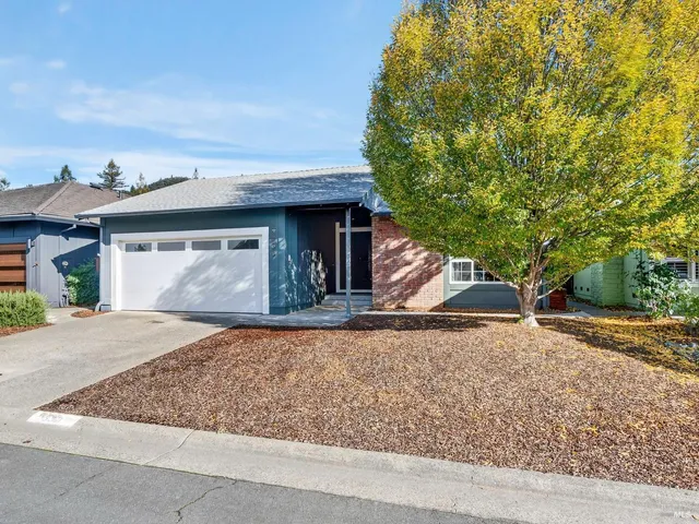 $829,000 | 330 Orchard Street, Healdsburg, CA 95448