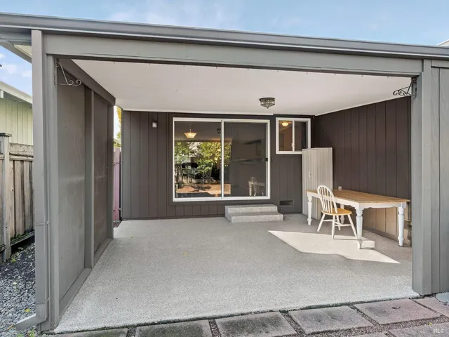 $829,000 | 330 Orchard Street, Healdsburg, CA 95448