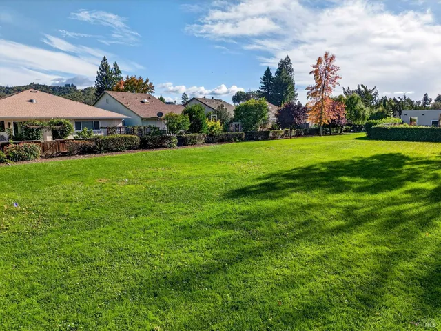 $829,000 | 330 Orchard Street, Healdsburg, CA 95448