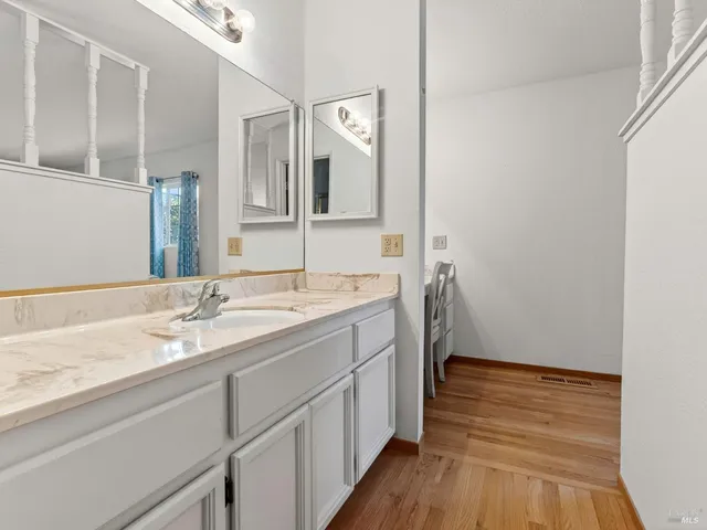 $829,000 | 330 Orchard Street, Healdsburg, CA 95448