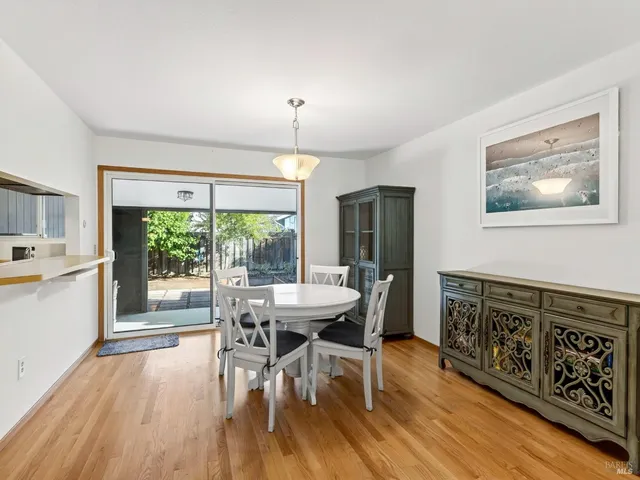 $829,000 | 330 Orchard Street, Healdsburg, CA 95448