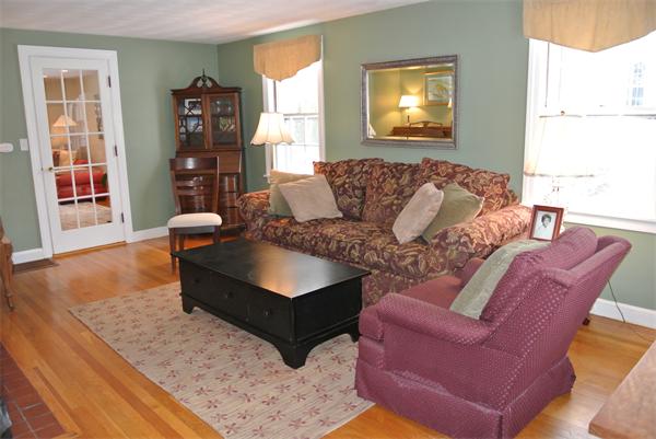 59 Boulder Brook Road Wellesley, MA 02481 - Photo 7 of 11