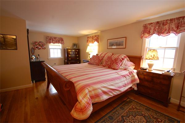 59 Boulder Brook Road Wellesley, MA 02481 - Photo 8 of 11