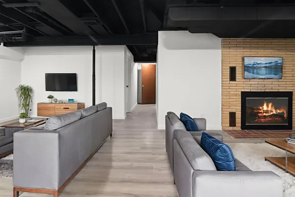 $3,995 | 2740 Judah Road, Lake Orion, MI 48359