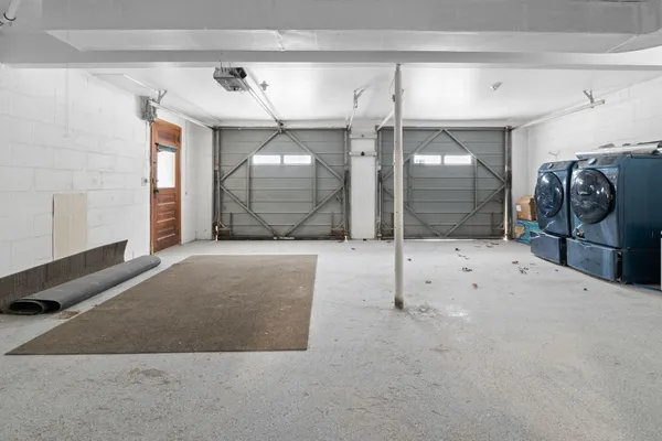 $3,995 | 2740 Judah Road, Lake Orion, MI 48359