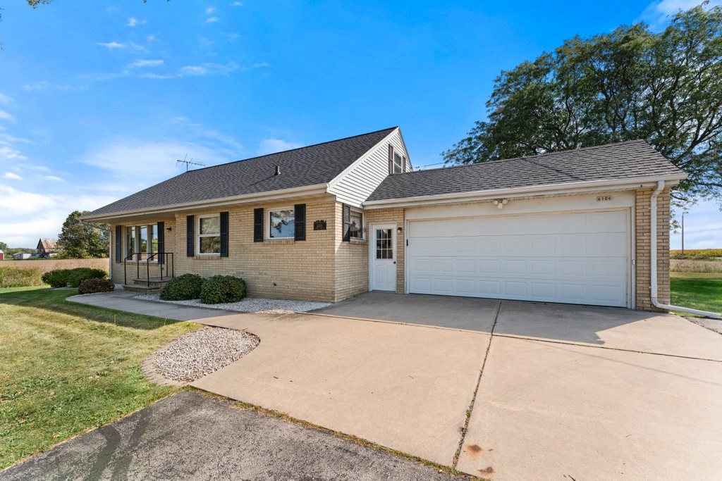 6106 County Rd K New Franken, WI 54229 - Photo 9 of 59 Gallery Image 9