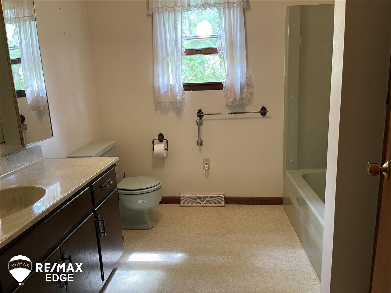 4800 Waltan Road Vassar, MI 48768 - Photo 13 of 32 50044185-12.JPG