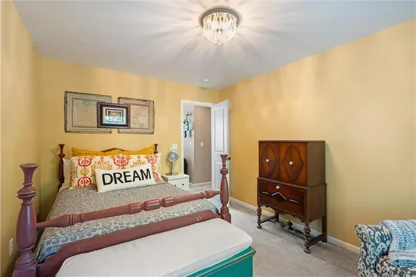 $595,000 | 4900 West 79th Street, Prairie Village, KS 66208