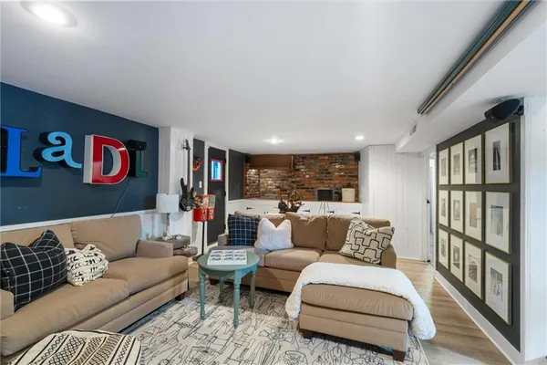 $595,000 | 4900 West 79th Street, Prairie Village, KS 66208
