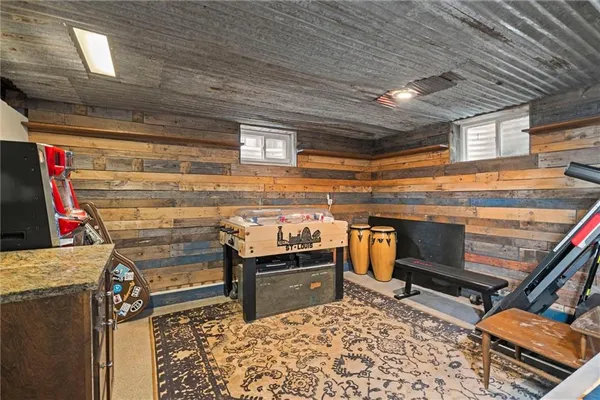 $595,000 | 4900 West 79th Street, Prairie Village, KS 66208