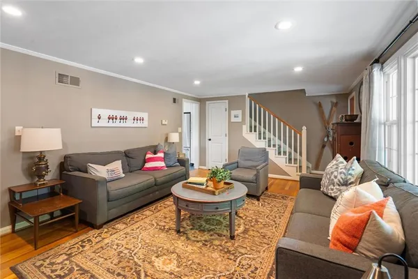 $595,000 | 4900 West 79th Street, Prairie Village, KS 66208