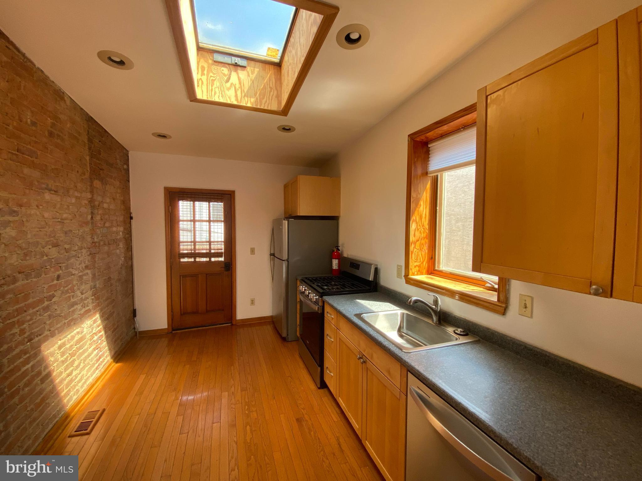326 Point Street Camden, NJ 08102 - Photo 8 of 23 Gallery Image 8