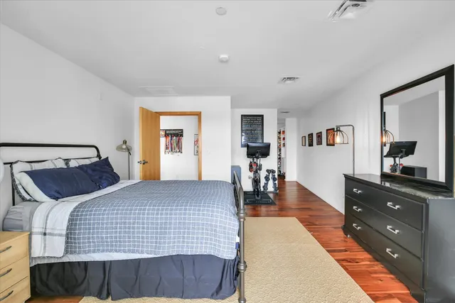 $424,900 | 301 North Neil Street, Unit 708, Champaign, IL 61820