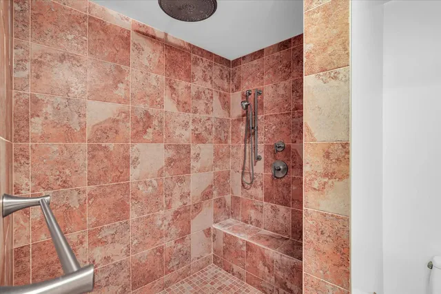 $424,900 | 301 North Neil Street, Unit 708, Champaign, IL 61820